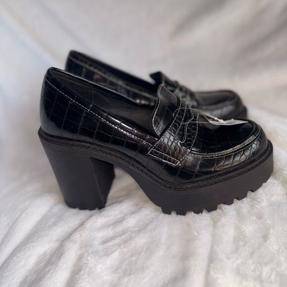Torrid Black Platform Loafers - Picture 2 of 5